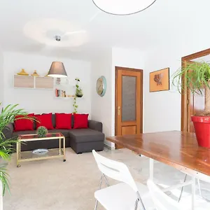 very-quiet-apartment-steps-away-from-old-town.1costadelsol.com/